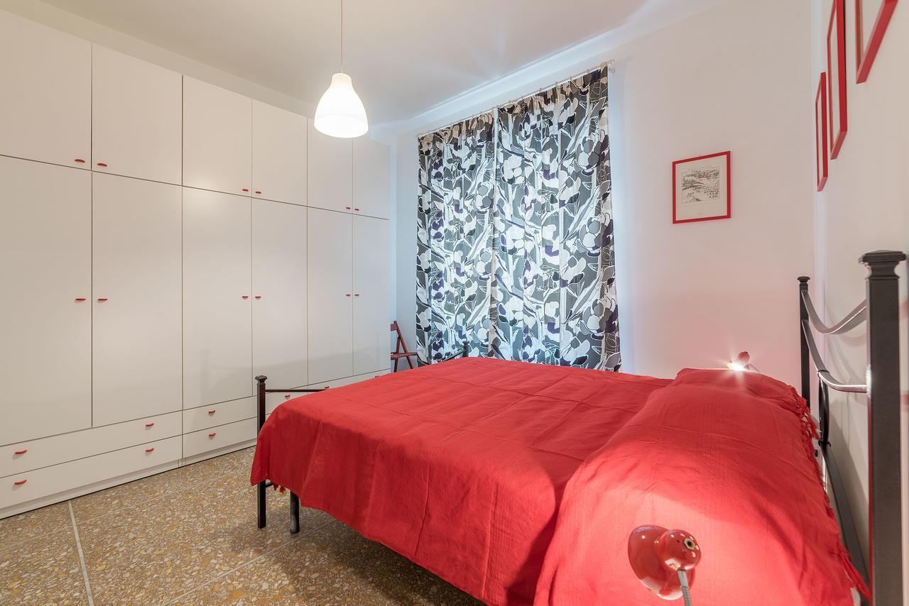 Red & White Vatican Apartment Рим Екстериор снимка